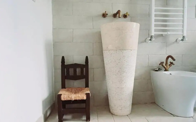 Letizia Lake House Panoramic View