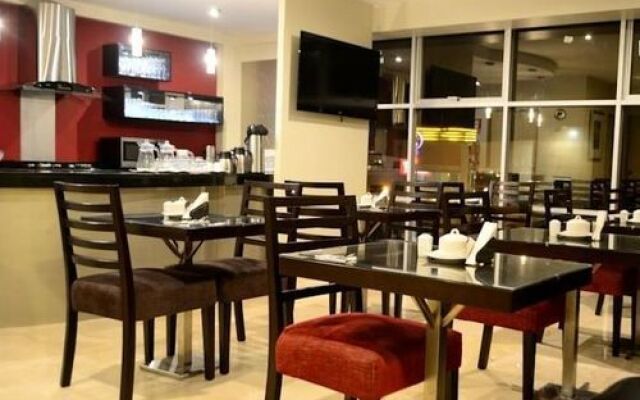 Roswal Hotel