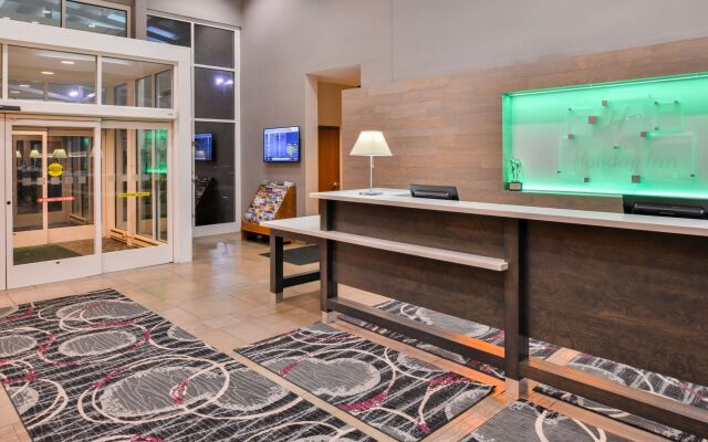 Holiday Inn Kansas City Airport by IHG