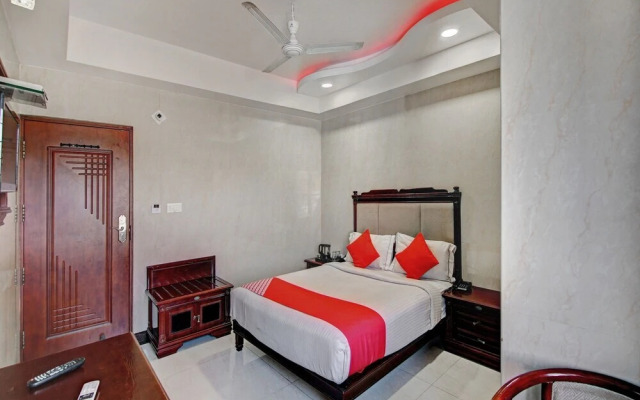 Ni Ambaari Elite by OYO Rooms