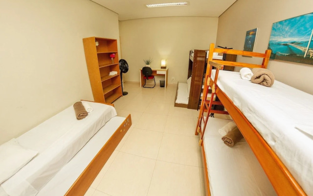 OBA 16 - QUARTO PRIVATIVO no BAIRRO DA LIBERDADE