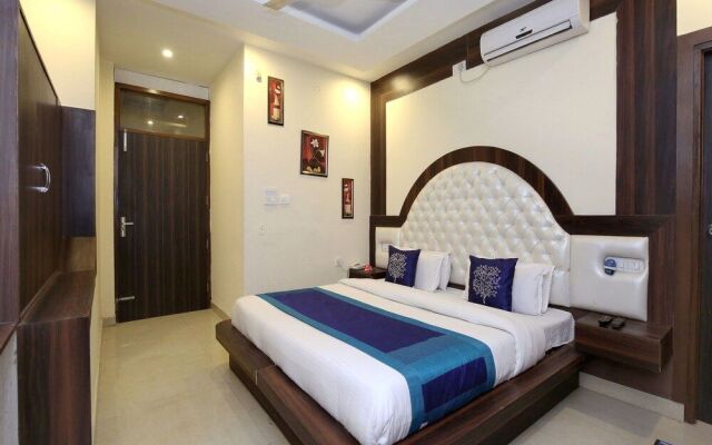 OYO 10145 Hotel JK