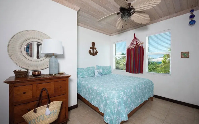 Caribbean Dream: Luxurious Villa With Private Beach Access