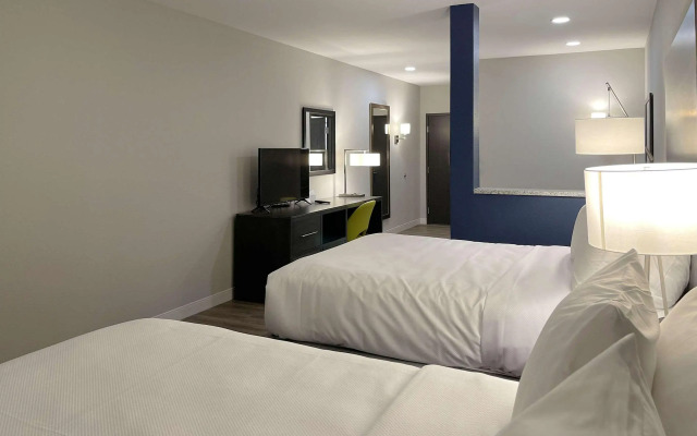 MainStay Suites Cincinnati University - Uptown