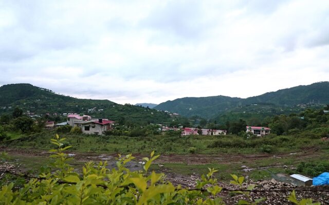 OYO 17063 Home Spacious 3BHK Naukuchiatal