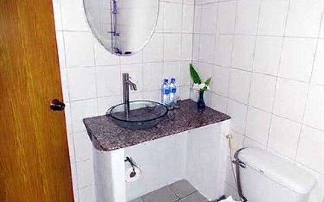 Getaway Resort Lake Mabprachan Thailand