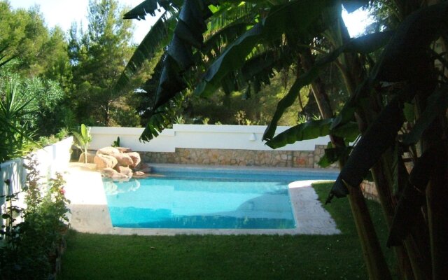 Luxury Villa in Residential Area of Benidorm