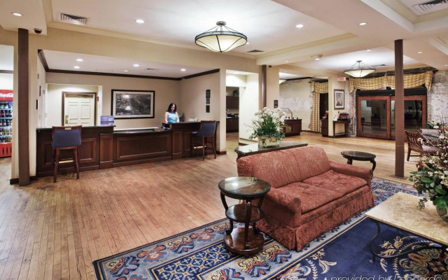 Staybridge Suites Savannah Historic District by IHG