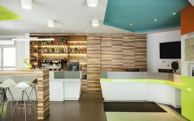 Hôtel Sovereign Saint-Ouen