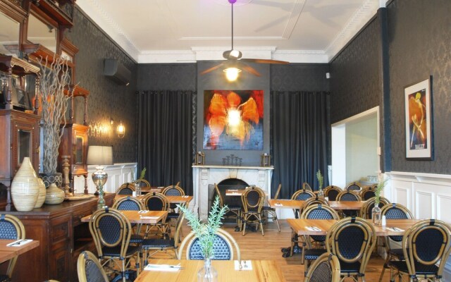 Healesville Garden Accommodation — The Grand Hotel