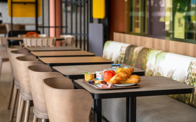 B&B HOTEL Le Port-Marly Saint-Germain-En-Laye