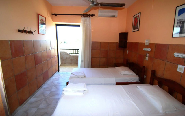Chrysoula Hotel & Apartments