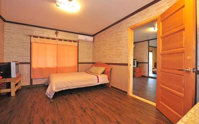 Jecheon Worak Deulgukhwa Pension