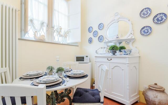 Casa Vera in Lucca with 2 Bedrooms And 2 Bathrooms