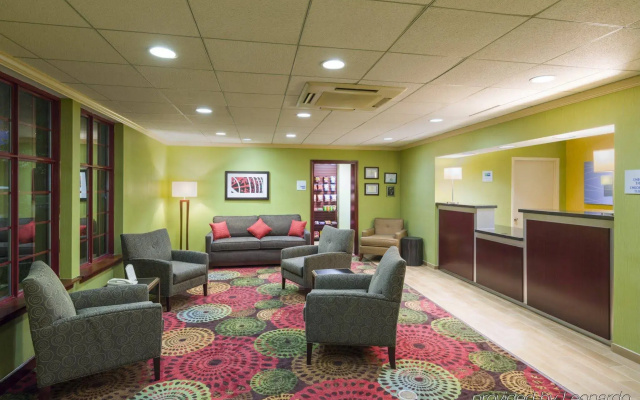 Holiday Inn Express Frazer - Malvern by IHG