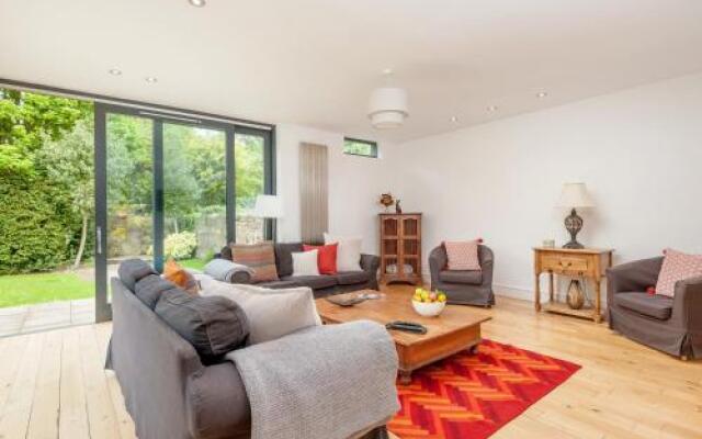 The Lochside House Residence
