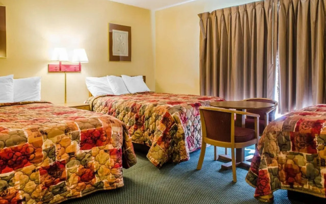 Rodeway Inn