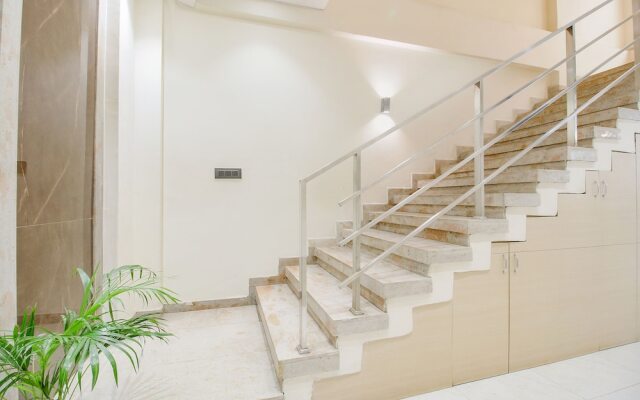 Fabhotel Harriot