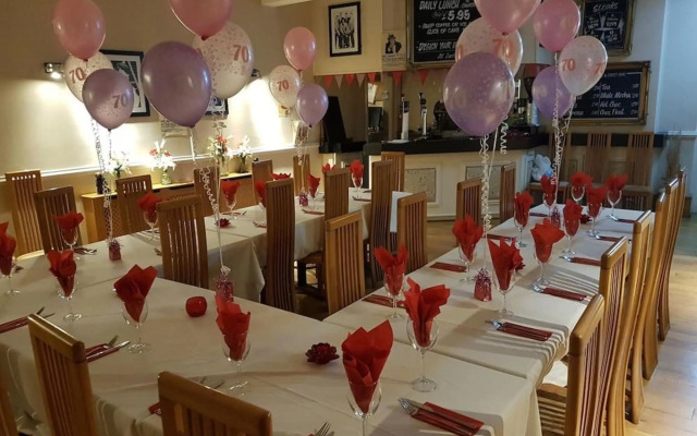 Dorset Arms Hotel