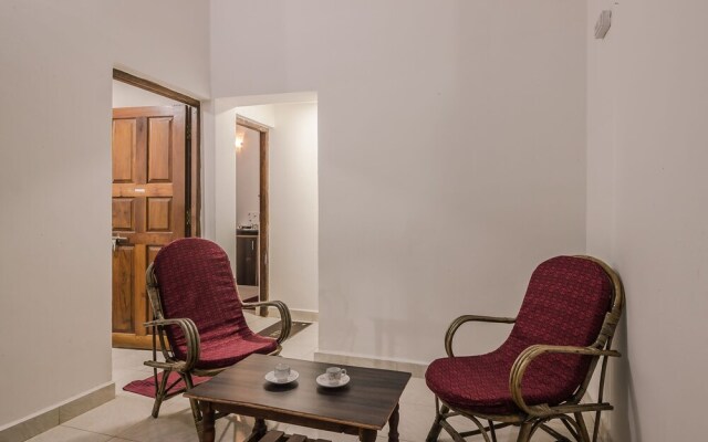 OYO 24114 Home Decent Studio Candolim