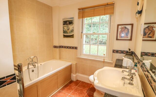 Lebrel Lodge, Seaview