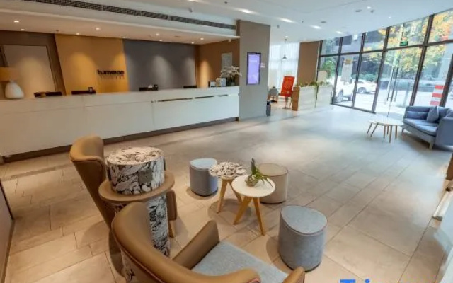 Homeinn · neo (Meishan Pengshan District Weiye Plaza Jinjiang University)