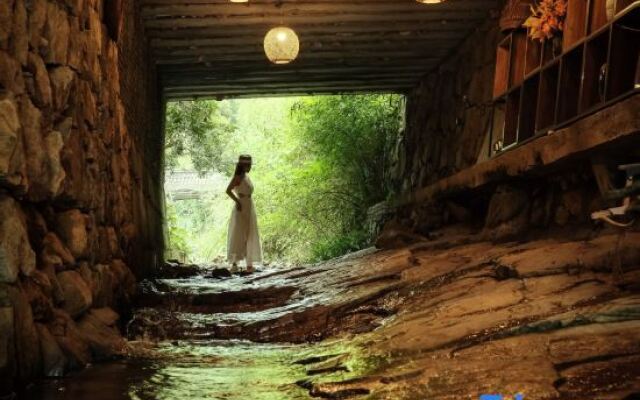 Yunshang Grassland·HilingCamp Mountain Xiashanshe Mountain Wild Hot Spring Holiday Beauty