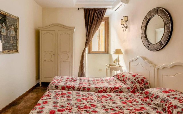 Apartment For 4 People