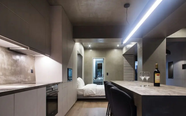 Urban Luxury homm Studio in Piraeus