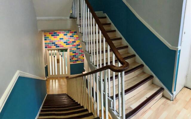 Smart Hyde Park View - Hostel