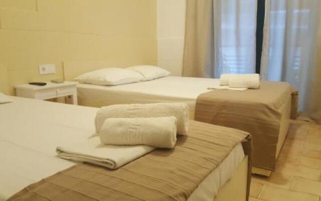 Enalio Rooms