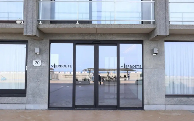 Apartment in Nieuwpoort With Sea Views