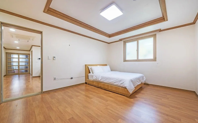 Ara Pool Villa Pension