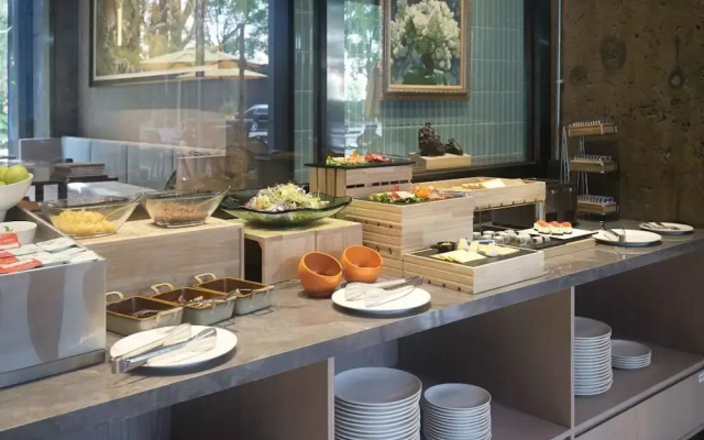 Shanghai T Plus Hotel Residence