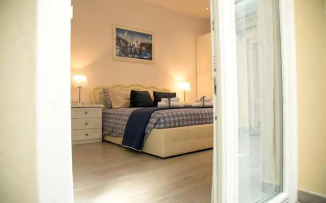 Giripaso Apartment
