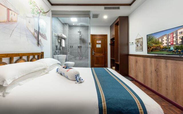 Nostalgia Hotel Beijing Yonghe Lama