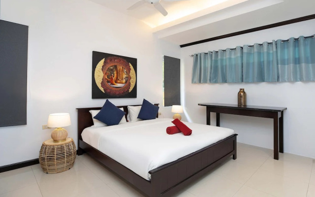 3BR Pool Villa Prima Near NaiHarn Beach