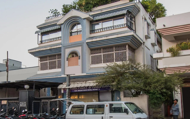 OYO 23043 Grand Ar Residency