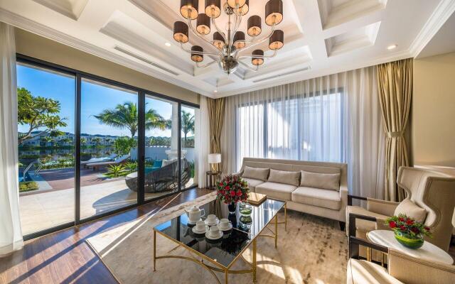 Melia Vinpearl Cam Ranh Beach Resort