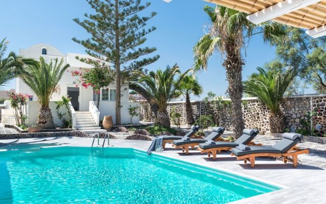 Damma Beachfront Luxury Villa
