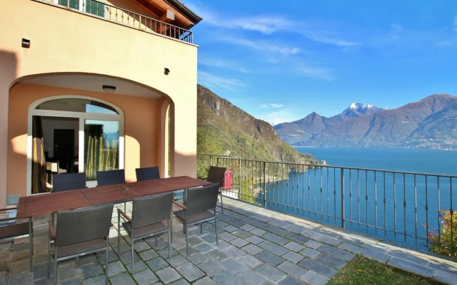 Villa Panoramica in Menaggio