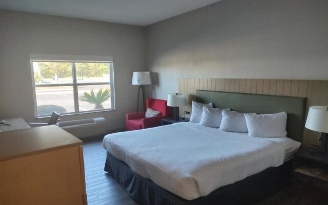 Country Inn & Suites by Radisson, Hinesville, GA