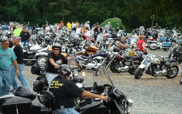 Holiday Inn Express Hotel & Suites Salisbury - Delmar by IHG