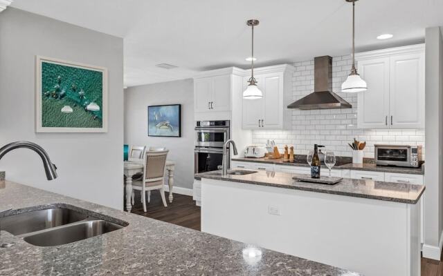 598 bal Harbor Boulevard