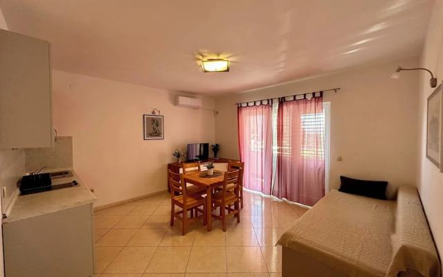 Apartment Velvet Vista 2