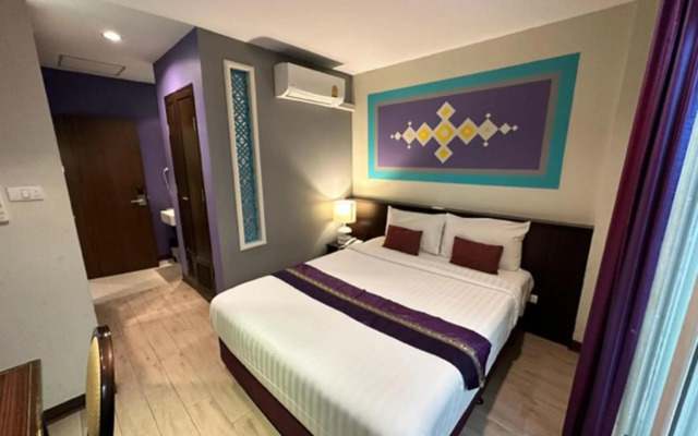 Sawasdee Hotel @ Sukhumvit Soi 8