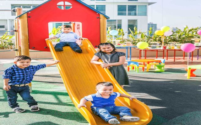 Novotel Manila Araneta City Hotel