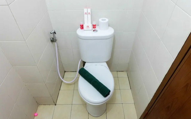 Full Furnished 2Br Pluit Sea View Apartment By Travelio