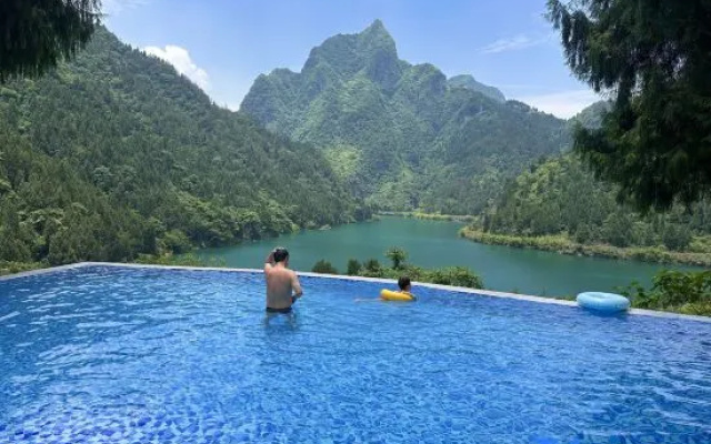 Chaaoxi Alpine Lake Cabin – Outside – Zhangjiajie