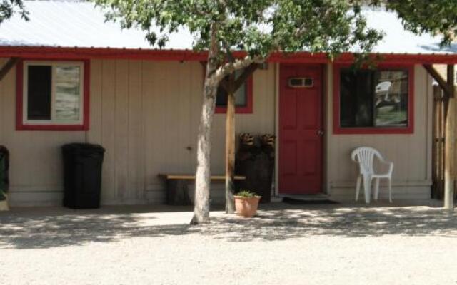 Ms. Kitty's Country Inn